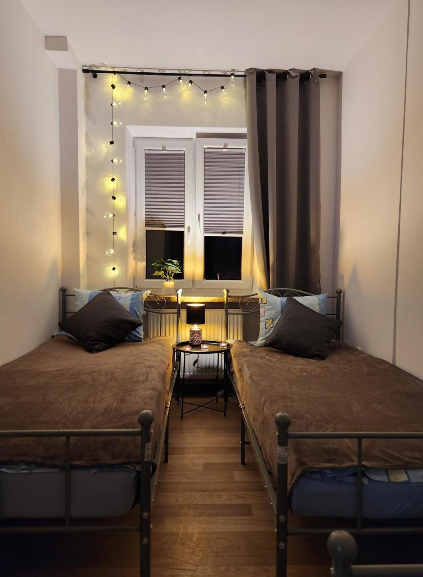 Pod Czapla Hostel Warsaw Luaran gambar
